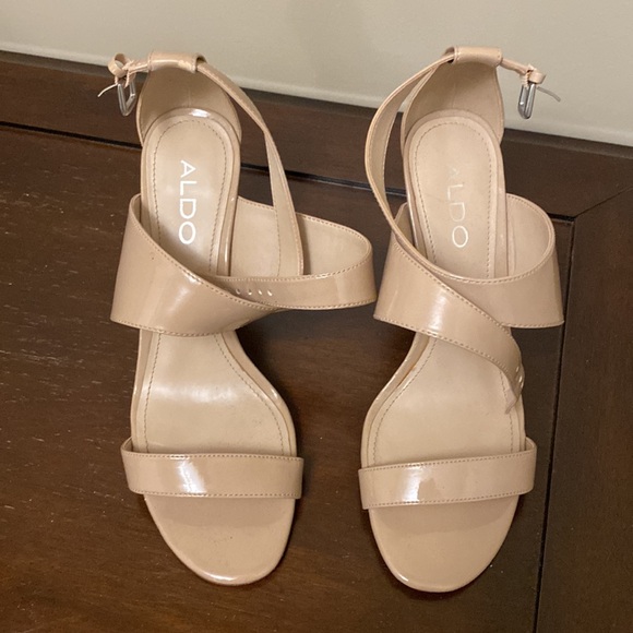 Aldo Heels, Beige, Size 8 - Picture 2 of 3